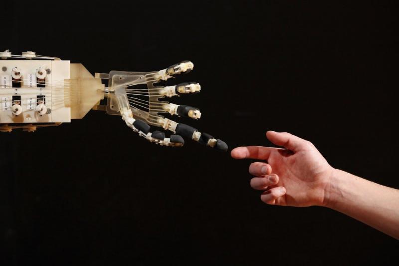 Ex-ingeniero de Google crea religión para adorar la inteligencia artificial